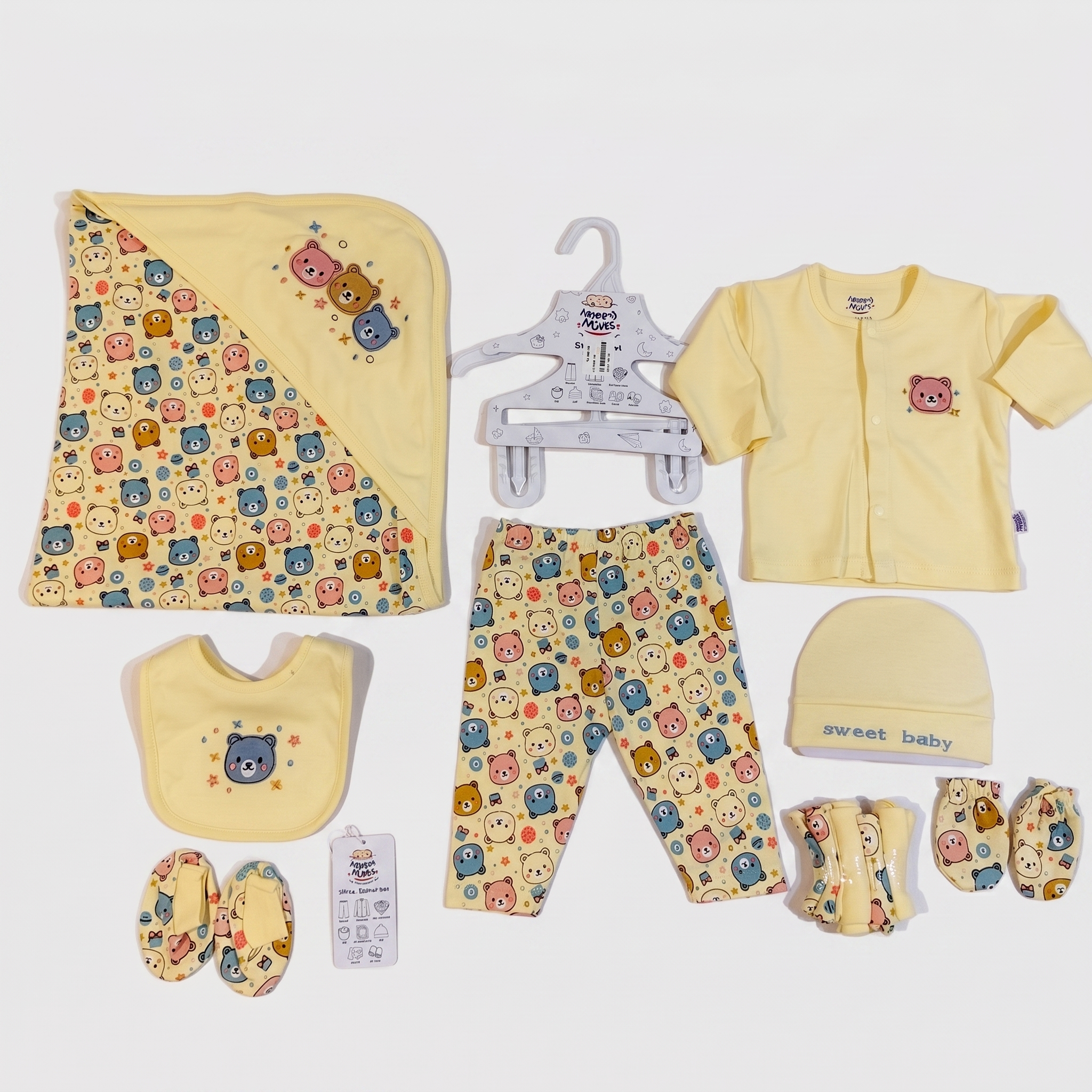 Sweet Baby Bear 10-Piece Newborn Gift Set