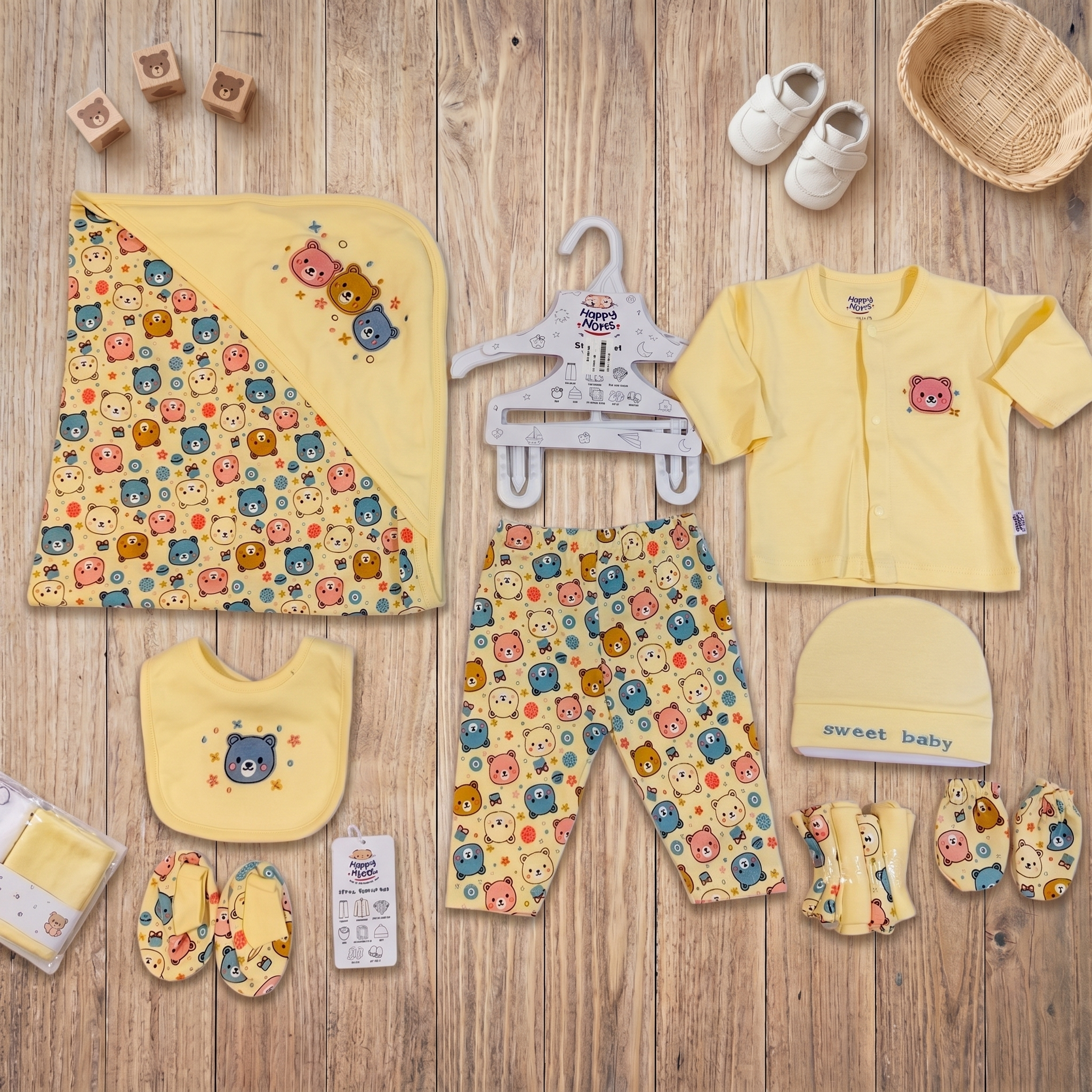 Sweet Baby Bear 10-Piece Newborn Gift Set