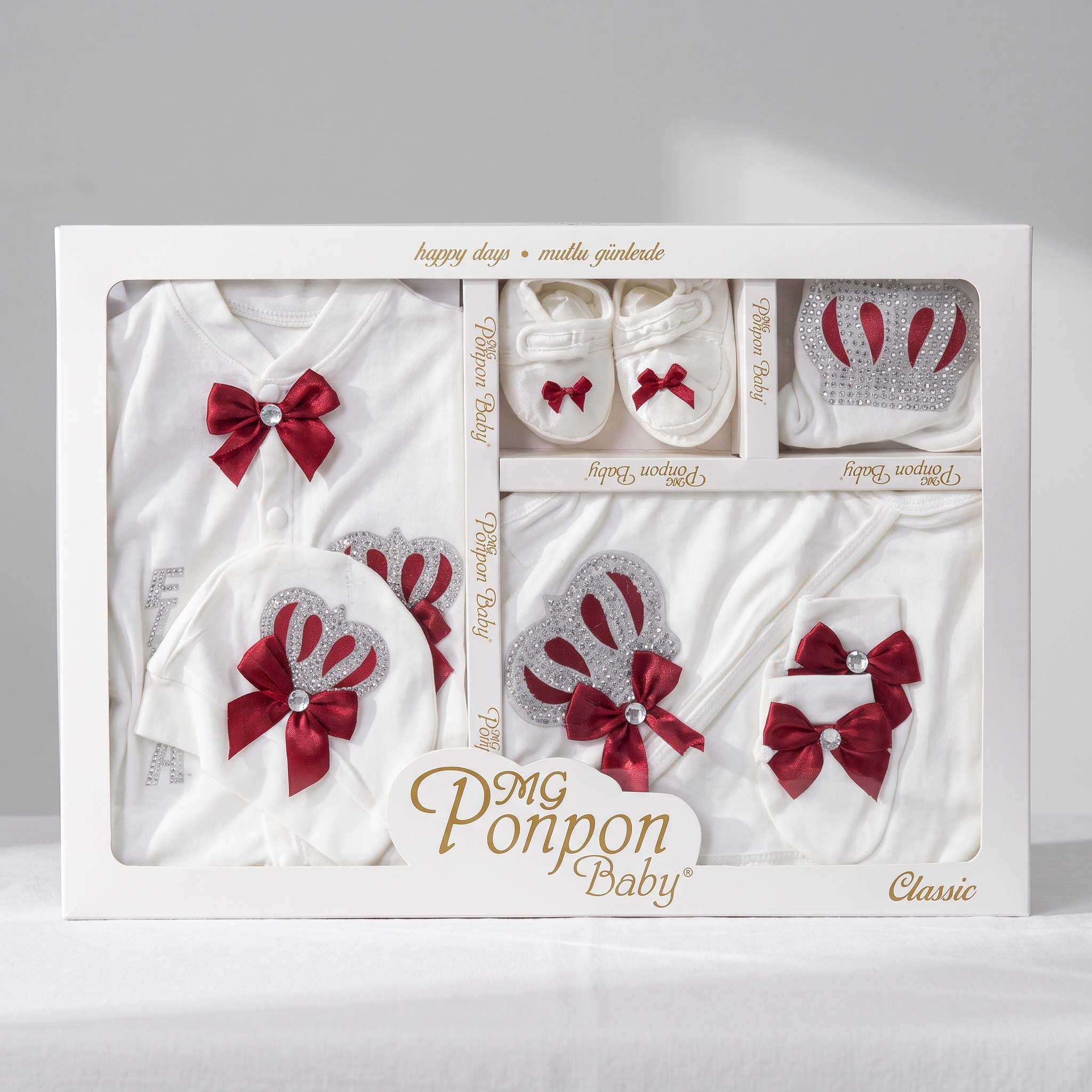 Luxury Newborn Gift Set – Crown Collection (7 Piece)