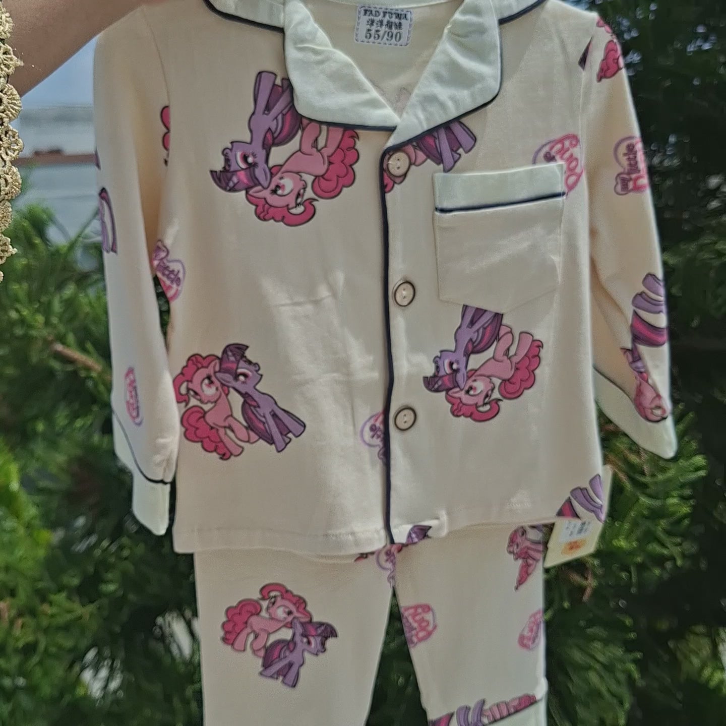 Girls Printed 2-Piece Night Suit
