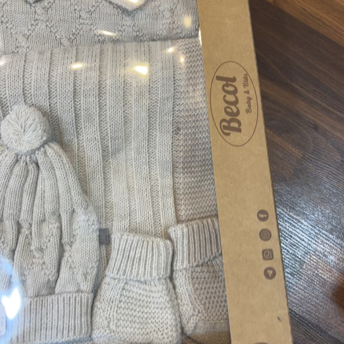 Newborn Cable Knit Blanket 5PC Premium Starter Set
