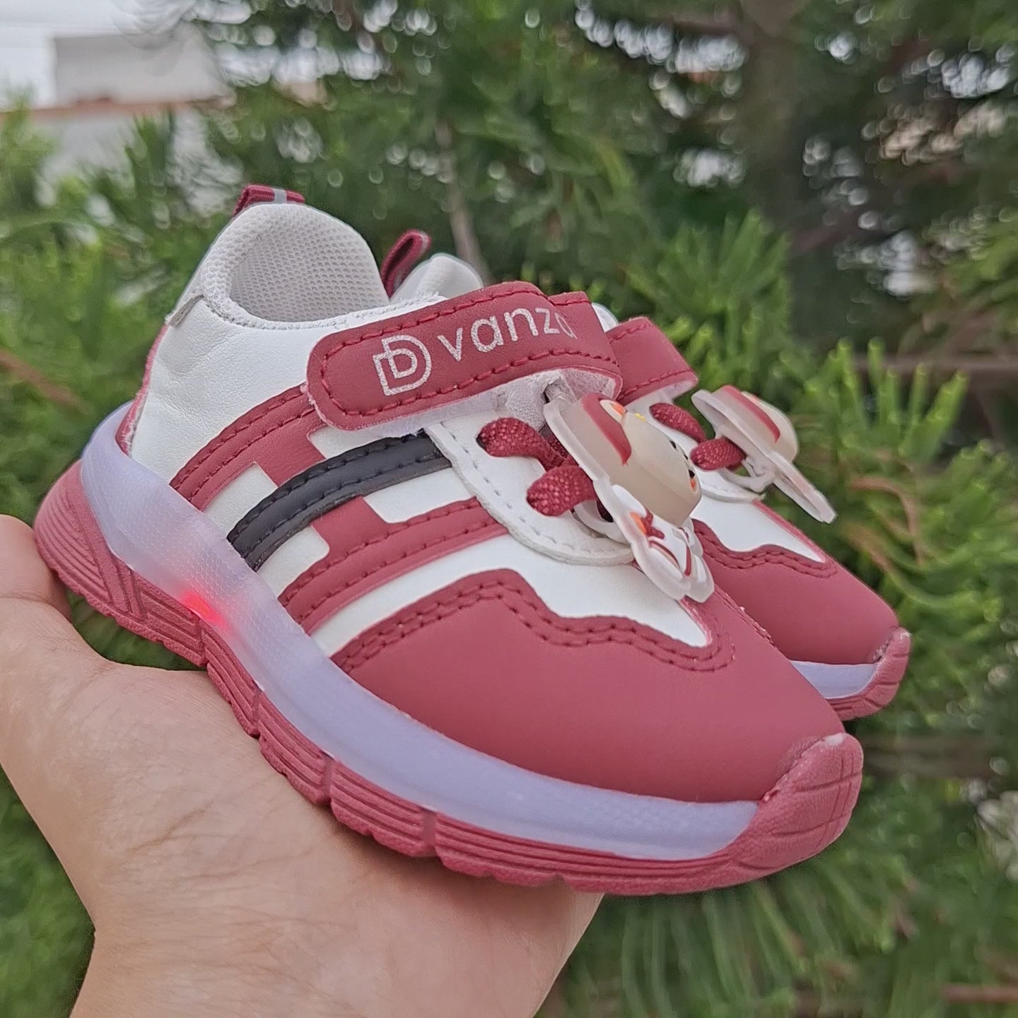 Kids Light-Up Sport Sneakers – 3 Colors
