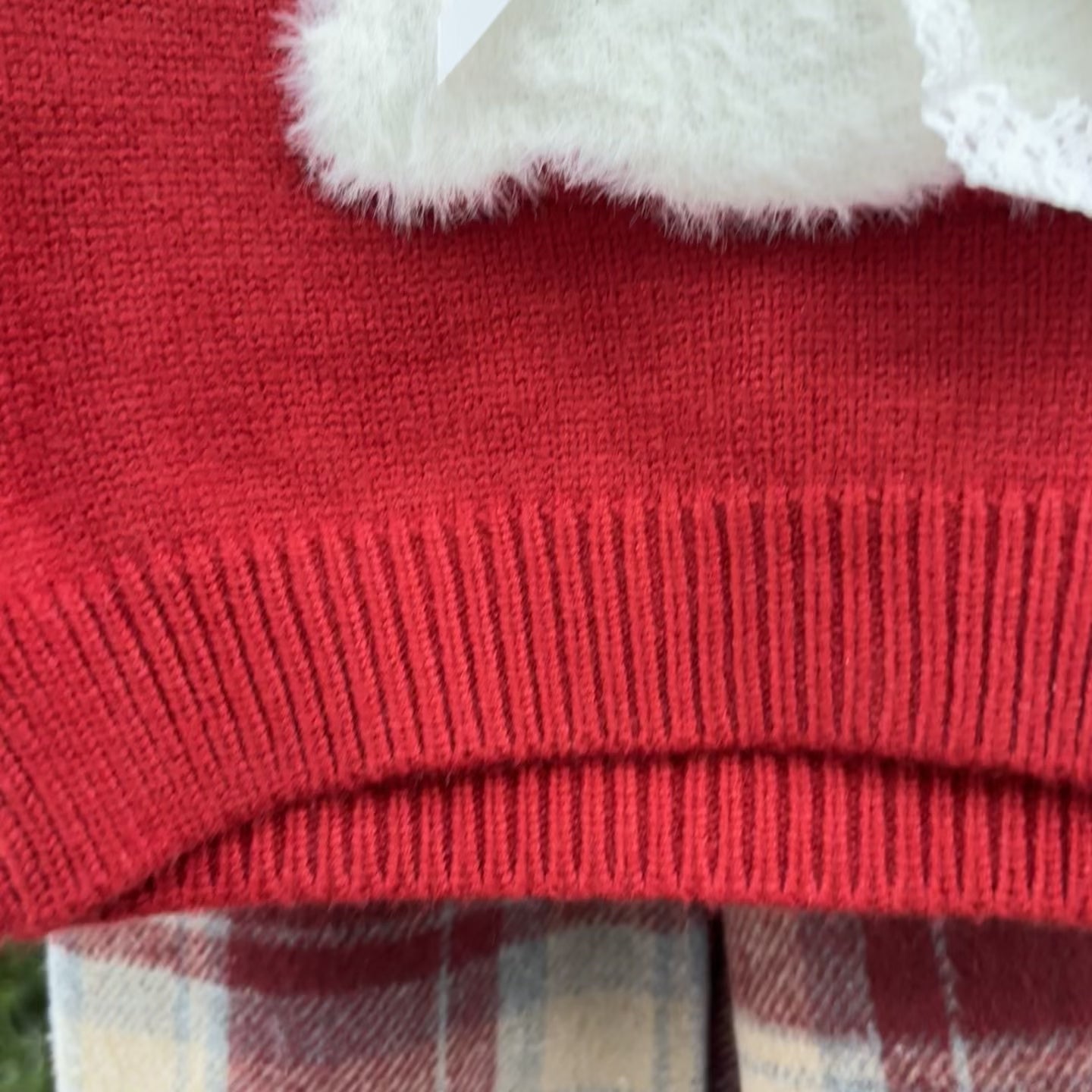 Girls 2-Piece Bunny Sweater & Plaid Trouser Set – 2 Colors