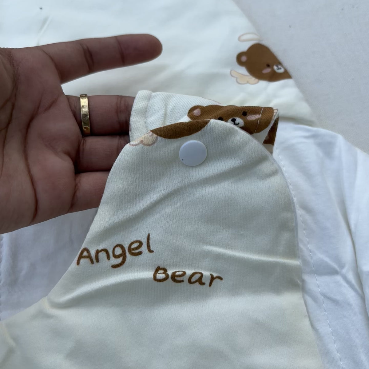 Newborn Bear Hooded Carry Nest
